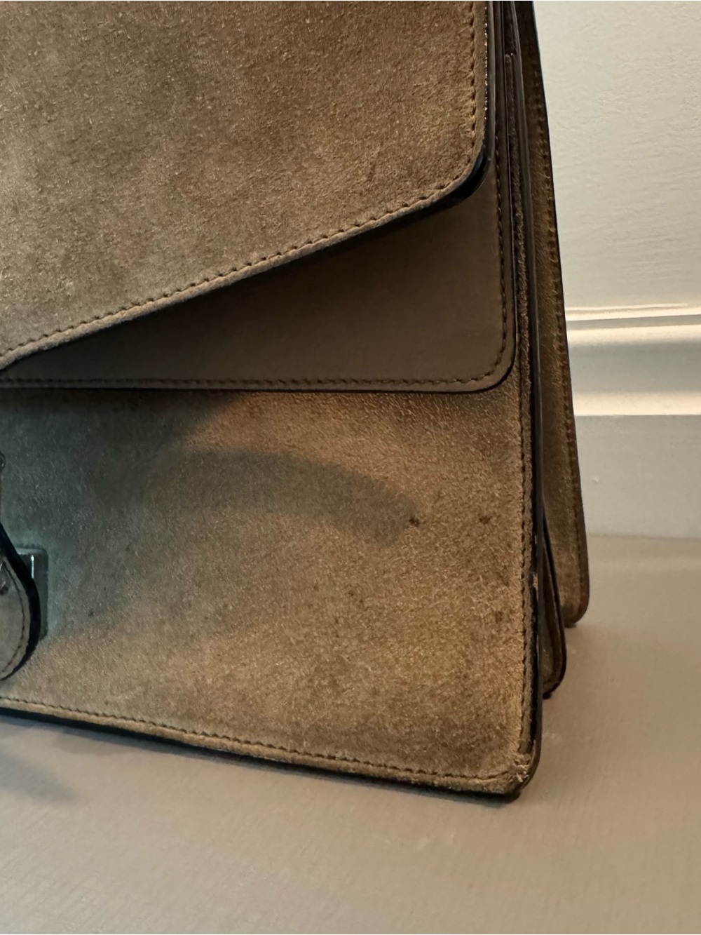 Gucci — Dionysus Suede Leather Bag (Large) - Picture 3 of 13